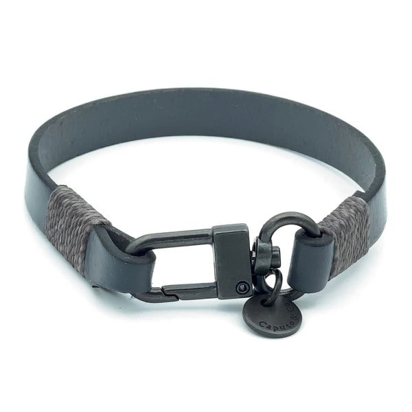 The Clean Leather Bracelet