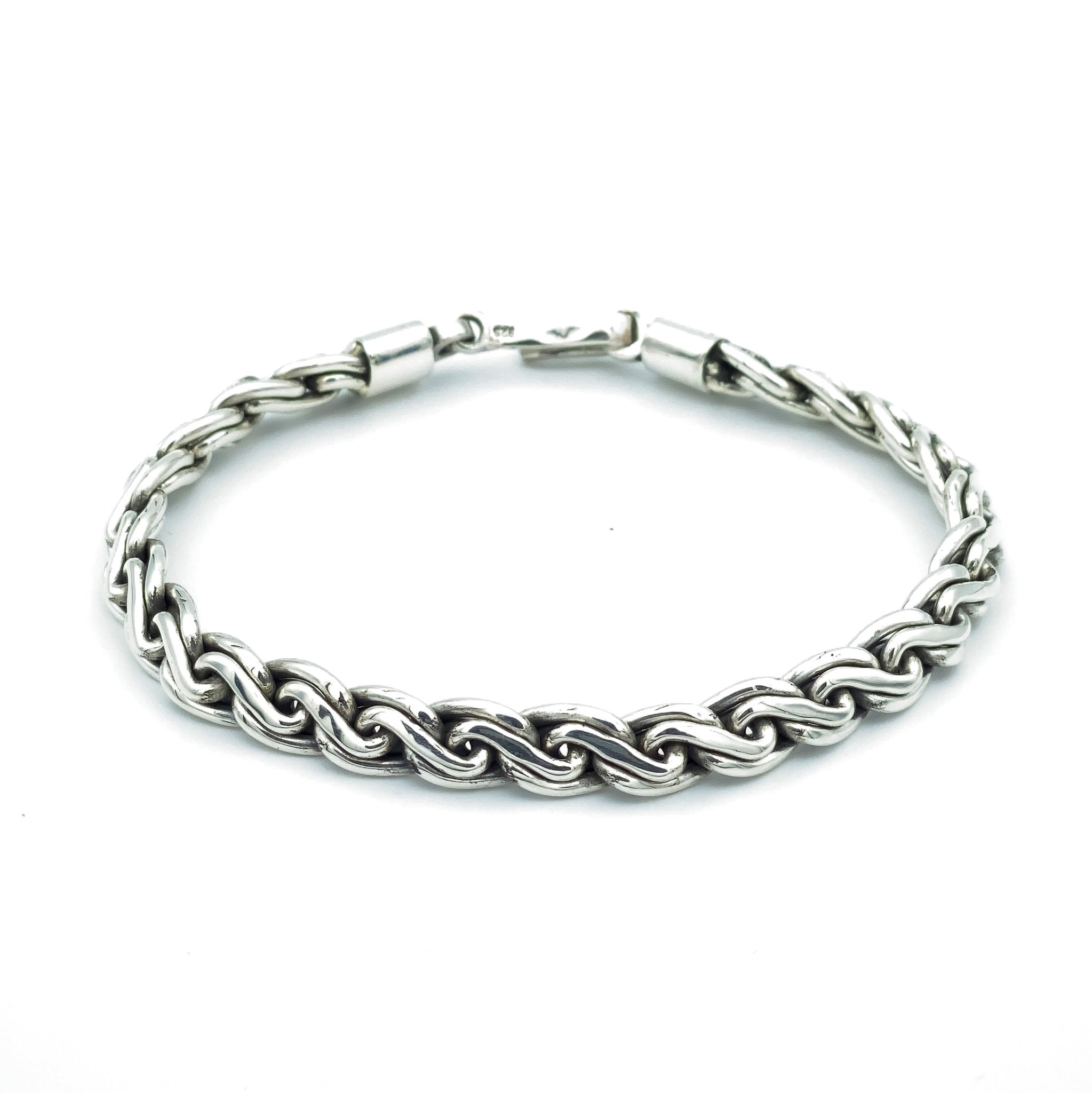 ブレスレット ROMANTINUER SN139 TRIPLE CHAIN BRACELET Triple Chain Bracelet – Caputo & Co.